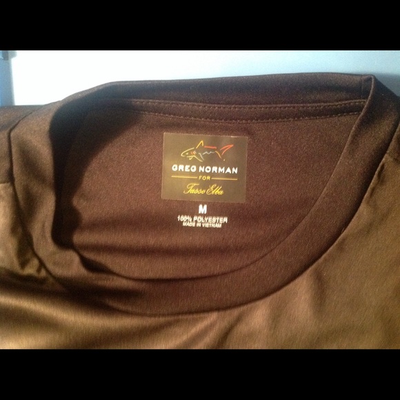 Greg Norman shark t-shirt black size medium - Picture 4 of 4